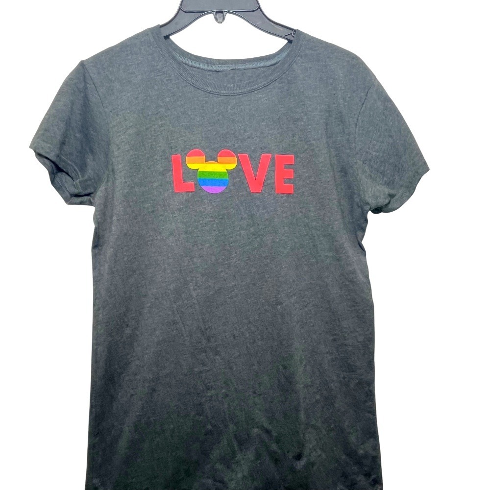Disney Love Pride Rainbow Mickey Mouse Graphic T Shirt Women's Size Large Gray